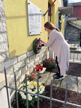 Polaganje vencev ob 1. novembru (4)